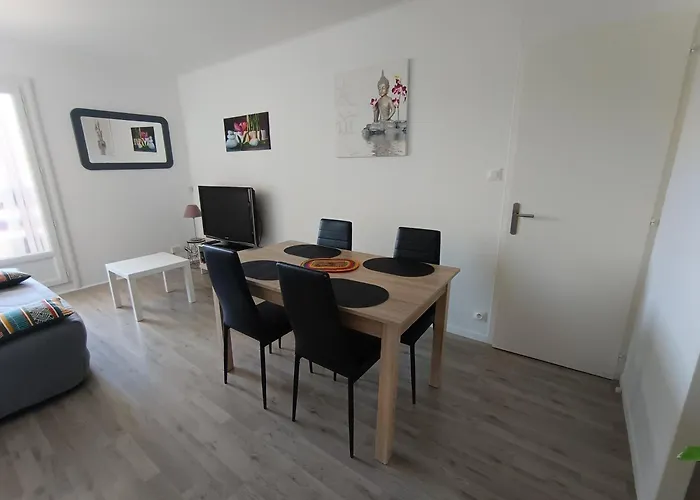 A 5 Mn De La Apartmán *