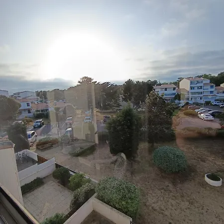 A 5 Mn De La Apartment *